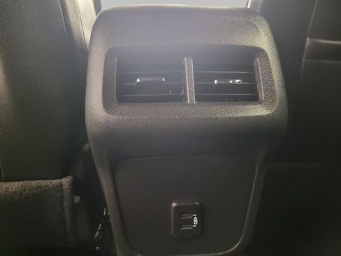 Used 2024 Chevrolet Equinox RS w/ RS Leather Package image 23