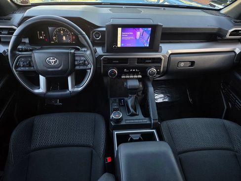 Used 2026 Toyota 4Runner SR5 AWD/4WD image 15