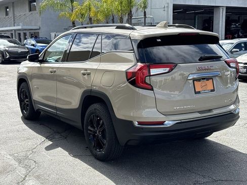 Used 2022 GMC Terrain AT4 w/ Tech Package AWD/4WD image 5