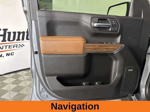 Used 2019 Chevrolet Silverado 1500 High Country w/ Technology Package image 8