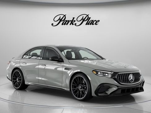 New 2026 Mercedes-Benz E 53 AMG e 4MATIC Sedan image 30