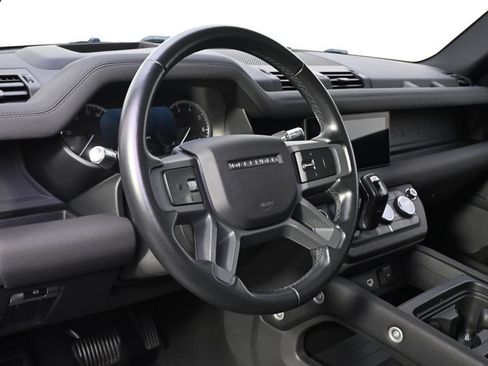 Used 2022 Land Rover Defender 110 X-Dynamic SE AWD/4WD image 11