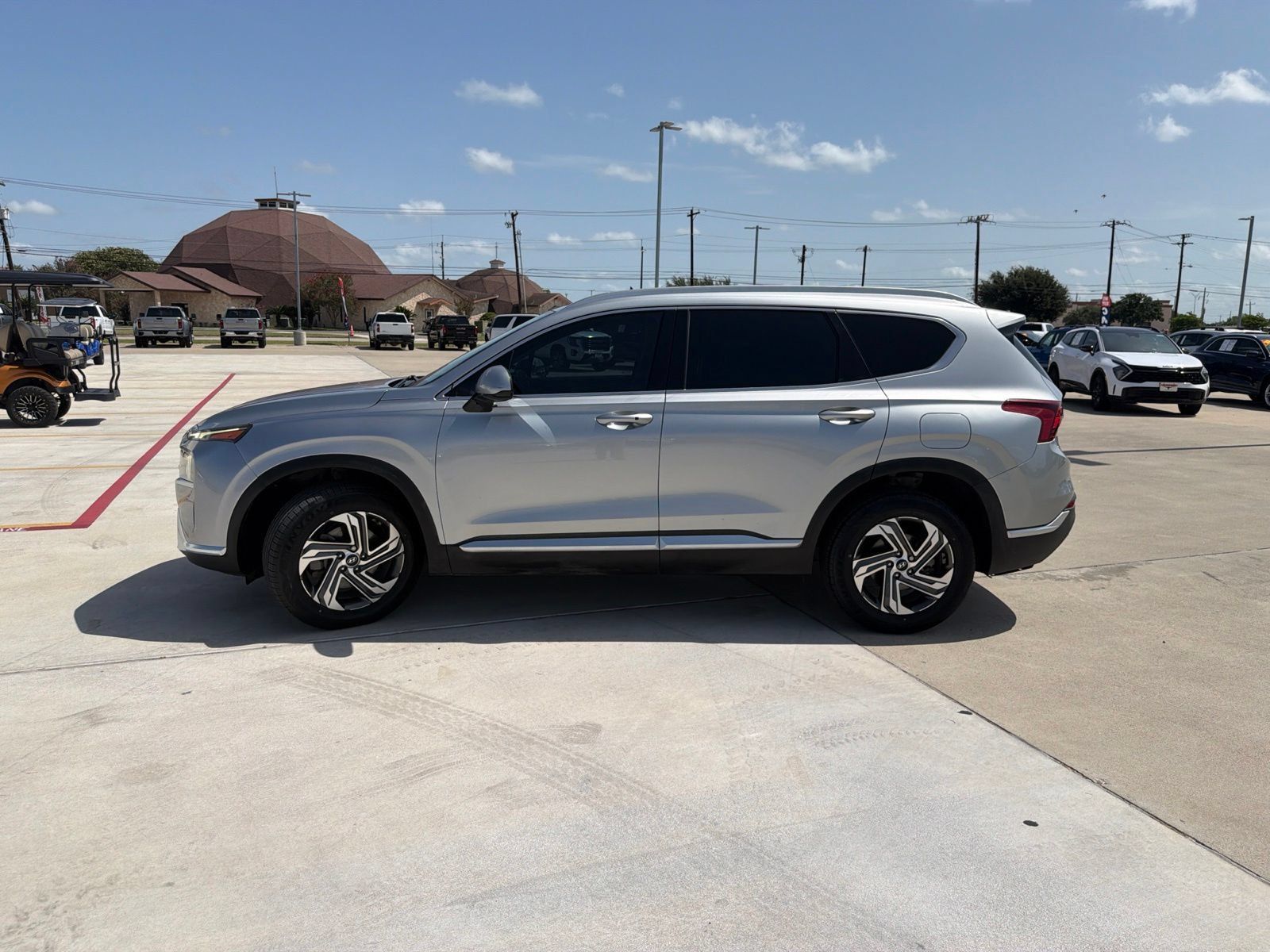 Used 2022 Hyundai Santa Fe SEL w/ Cargo Package FWD image 4