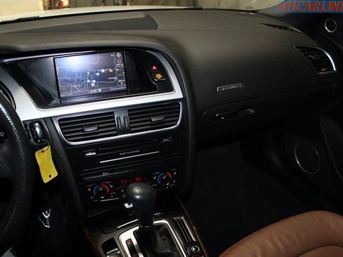 Used 2011 Audi A5 2.0T Premium Plus image 11