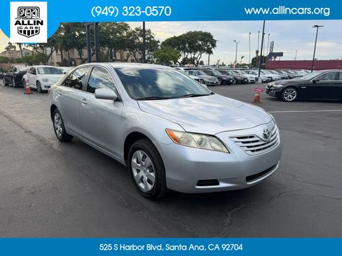 Used 2007 Toyota Camry LE FWD image 3