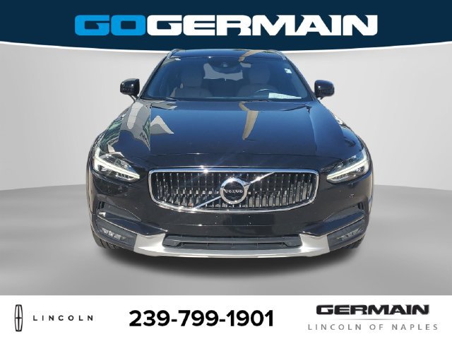 Used 2019 Volvo V90 T5 Cross Country w/ Protection Package Premier AWD/4WD image 3