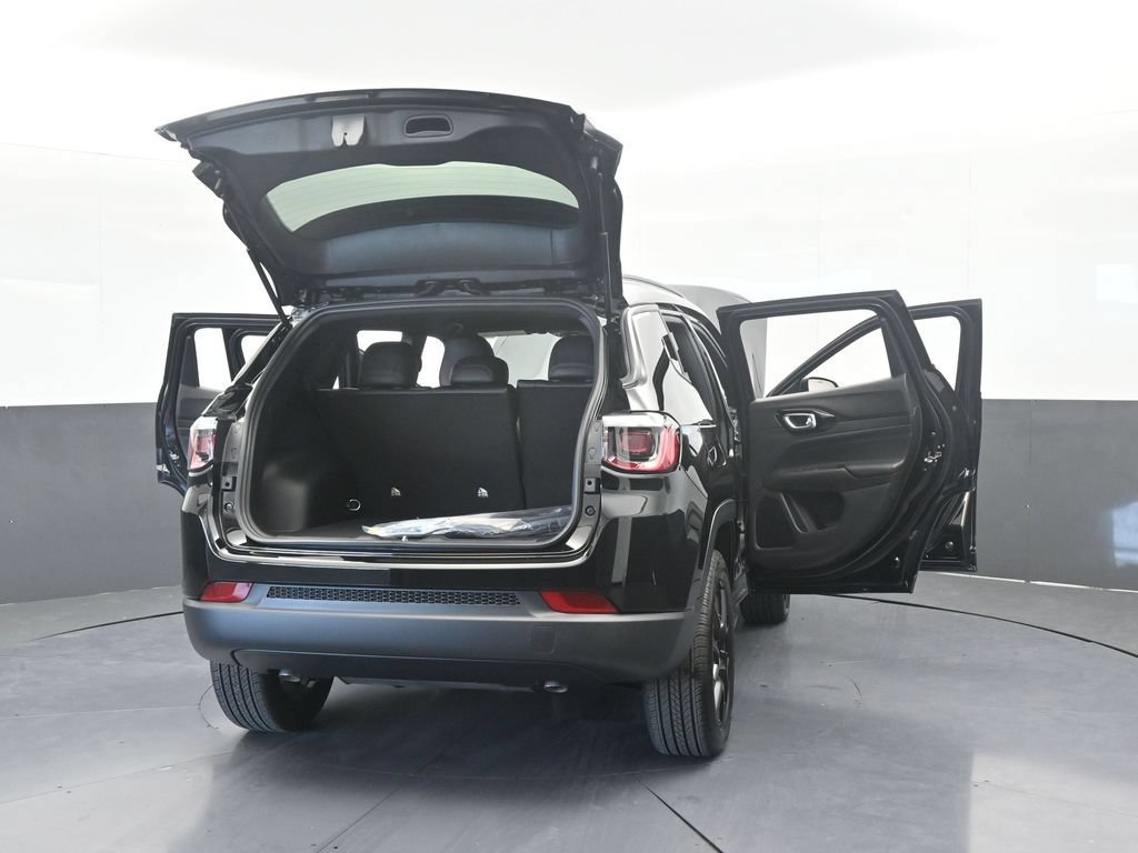 New 2026 Jeep Compass Latitude AWD/4WD image 72