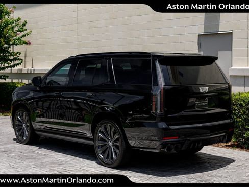 Used 2025 Cadillac Escalade V AWD/4WD image 42