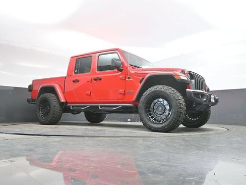 Used 2022 Jeep Gladiator Rubicon w/ LED Lighting Group AWD/4WD image 47