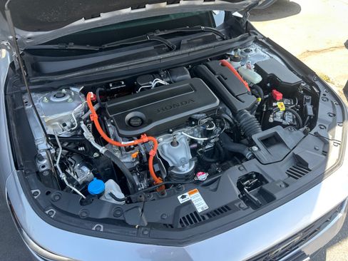 Used 2025 Honda Accord Sport image 27