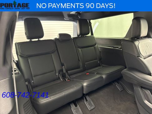 Used 2025 Ford Expedition Max Platinum w/ Stealth Performance Package AWD/4WD image 37
