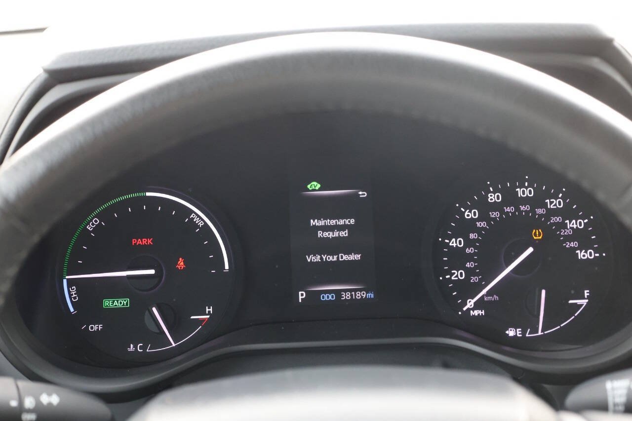 Used 2023 Toyota Sienna XLE FWD image 20