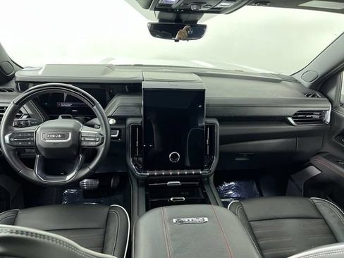 Used 2025 GMC Yukon AT4 Ultimate AWD/4WD image 21