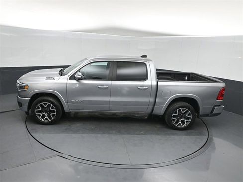 Used 2025 RAM 1500 Laramie image 33