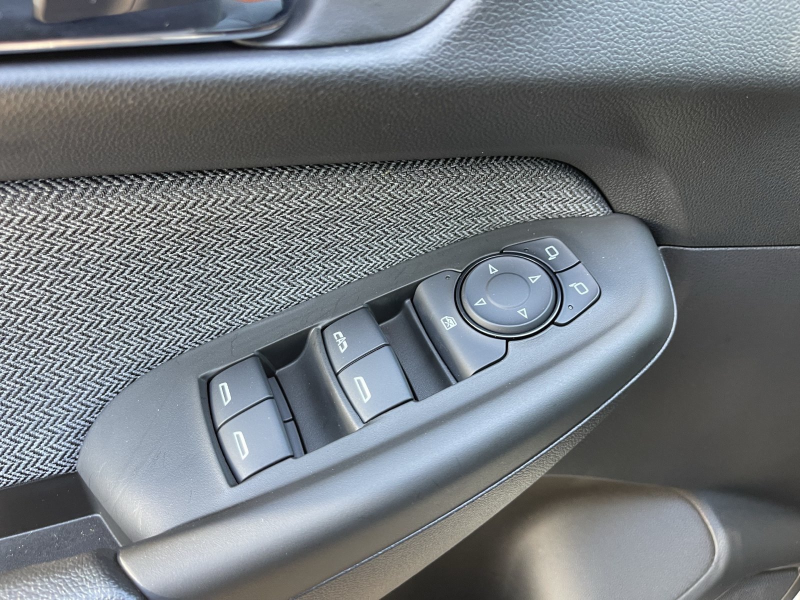 Used 2026 Chevrolet TrailBlazer LS w/ LS Convenience Package FWD image 12
