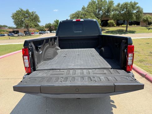 Used 2022 Ford F250 Lariat w/ Lariat Ultimate Package image 8