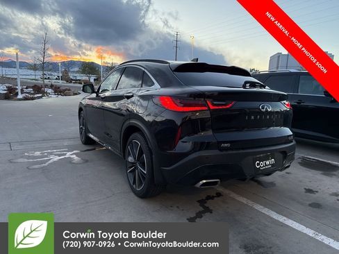 Used 2023 INFINITI QX55 Essential image 5