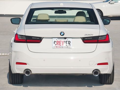 Used 2025 BMW 330i Sedan w/ Convenience Package RWD image 6