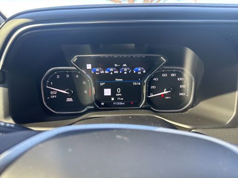 Used 2021 GMC Yukon Denali w/ Denali Premium Package image 24