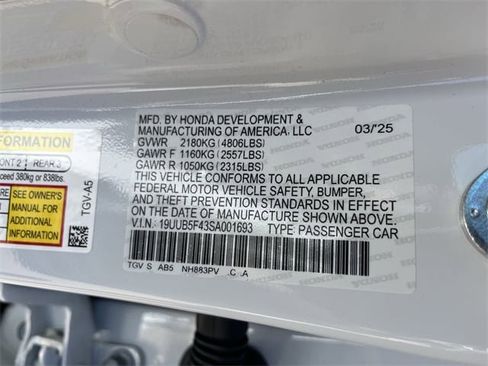 Used 2025 Acura TLX w/ Technology Package image 33