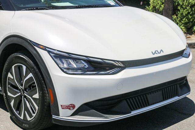 Used 2024 Kia EV6 Light RWD image 4