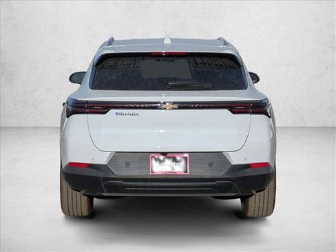 New 2026 Chevrolet Equinox EV LT image 6