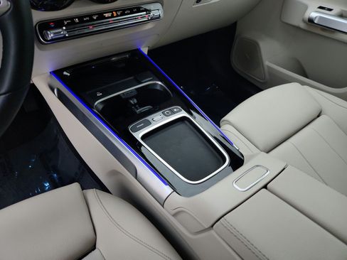 Certified 2026 Mercedes-Benz GLB 250 image 25