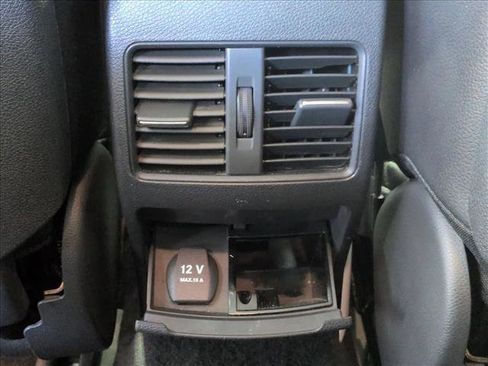 Used 2019 Mercedes-Benz CLA 250 CLA 250 image 17