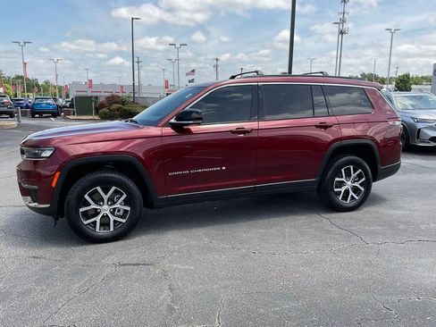 Used 2024 Jeep Grand Cherokee L Limited AWD/4WD image 4