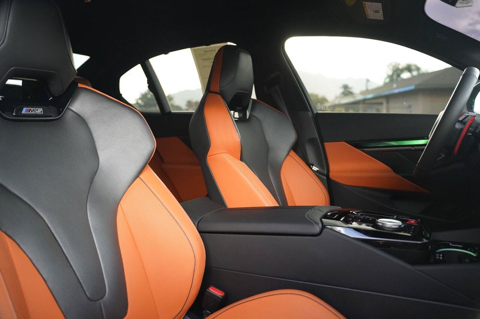Used 2026 BMW M5 w/ Carbon Package AWD/4WD image 23