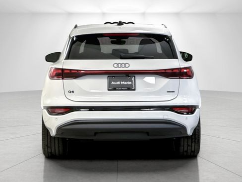 New 2025 Audi Q6 e-tron Premium Plus image 4
