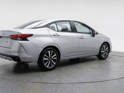 Used 2025 Nissan Versa SV FWD image 9