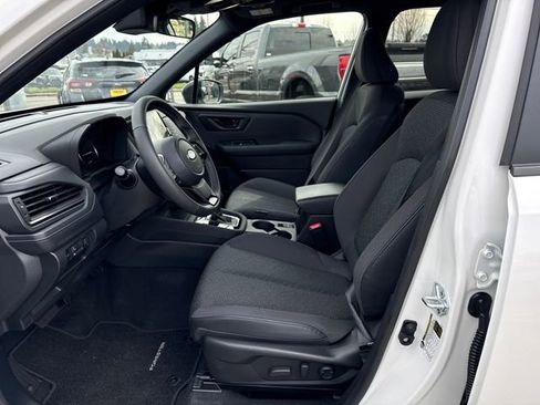Used 2025 Subaru Forester Premium image 16