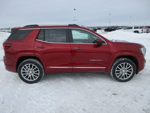 New 2026 GMC Terrain Denali image 3