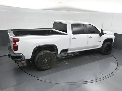 Used 2021 Chevrolet Silverado 2500 LT w/ Z71 Off-Road Package AWD/4WD image 39