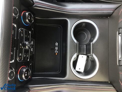 Used 2021 Chevrolet Suburban RST w/ Luxury Package image 45