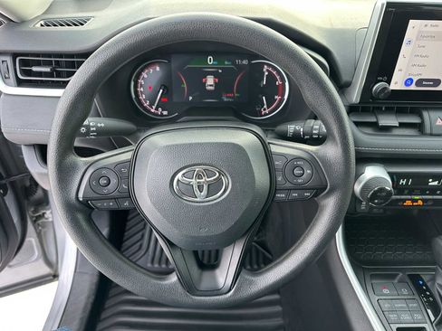 Used 2024 Toyota RAV4 XLE image 22
