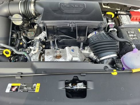 New 2026 Jeep Compass Latitude image 17