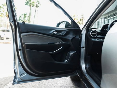 Used 2026 Chevrolet Trax ACTIV w/ Driver Confidence Package image 21