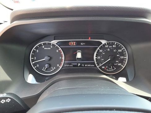 Used 2026 Nissan Rogue SV FWD image 17
