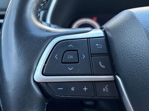 Used 2023 Toyota Highlander Limited image 15