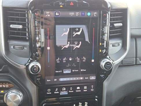 New 2026 RAM 1500 Laramie AWD/4WD image 16