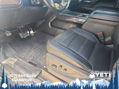 Used 2016 GMC Sierra 3500 Denali w/ Duramax Plus Package AWD/4WD image 18