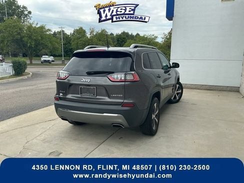 Used 2019 Jeep Cherokee Limited AWD/4WD image 8