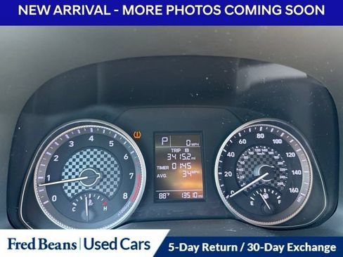 Used 2019 Hyundai Elantra SE FWD image 6