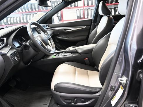 Used 2023 INFINITI QX55 Luxe w/ Cargo Package image 10