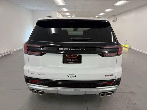 New 2026 GMC Acadia Denali w/ Super Cruise Package image 7