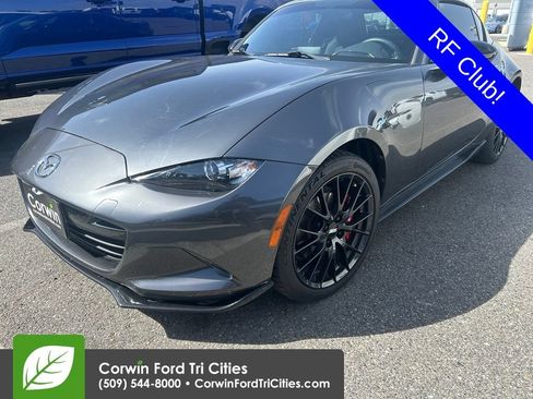 Used 2018 MAZDA MX-5 Miata RF Club w/ Brembo/BBS Package RWD image 3