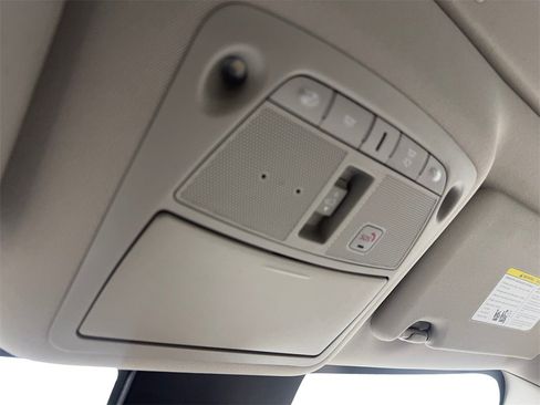 Used 2019 Nissan Rogue Sport SL w/ Premium Package image 73