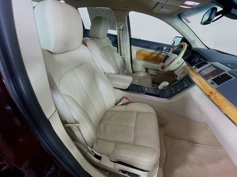 Used 2009 Lincoln MKS FWD image 29